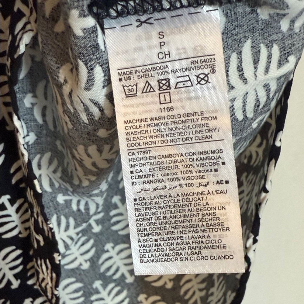 Old Navy Black and White Pattern Dress Women Small Lightweight Sundress - Picture 8 of 8